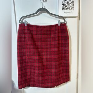 Talbots wool blend lined tartan plaid skirt. Christmas holidays